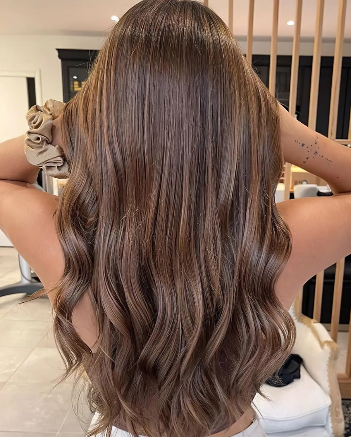 balayage meches claires sur base chatain clair