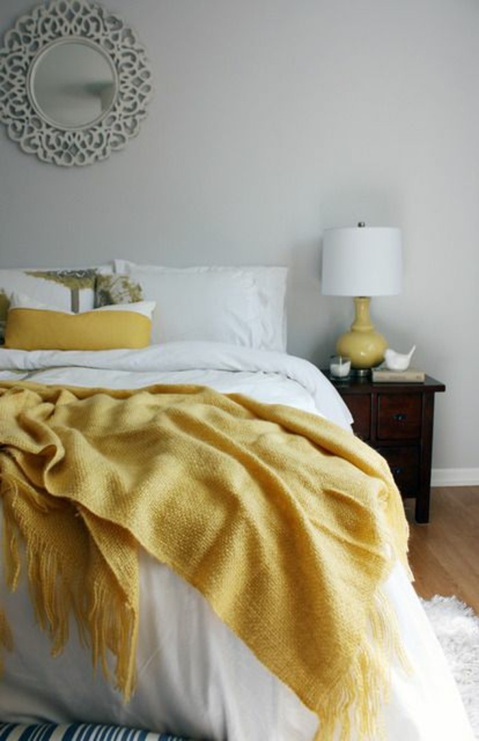 chambre-a-coucher-design-scandinave-elements-deco-jaune-moutarde