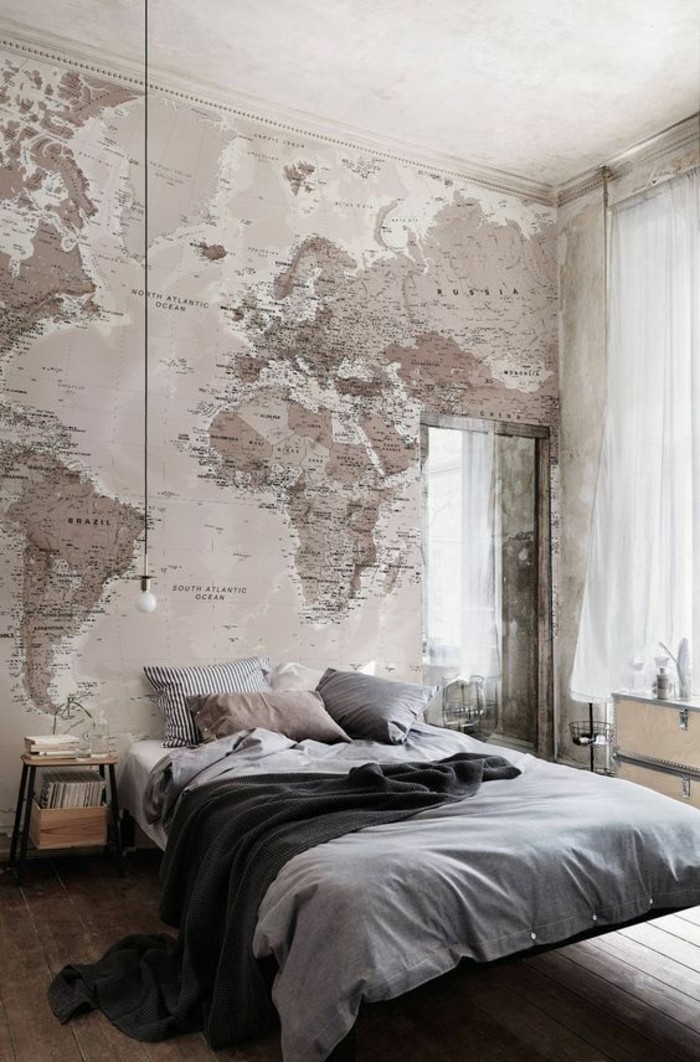 chambre-a-coucher-papier-peint-mappemonde-plancher-rustique