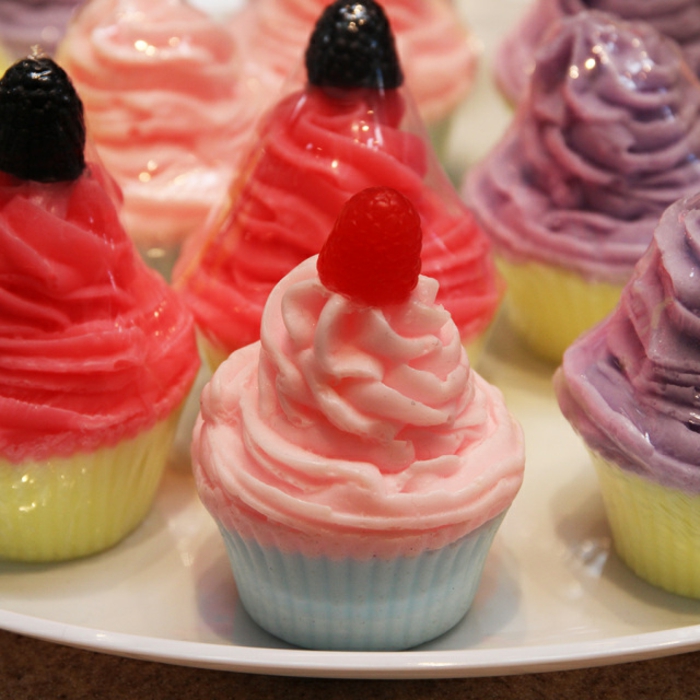comment-faire-du-savon-idee-pour-savons-originals-en-forme-de-cupcakes-fabriquer-du-savon