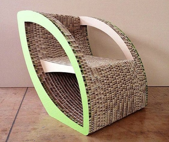 fauteuil-en-carton-tres-chic-idee-comment-fabriquer-votre-meuble-carton-facilement