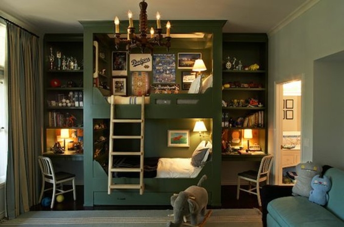 lit-en-hauteur-avec-bureau-lit-superpose-en-bois-peint-vert-fonce-avec-echelle-et-etageres