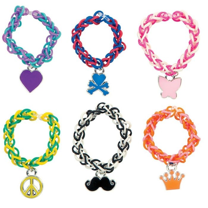 superbes-exemples-de-bracelet-elastique-simple-pare-de-pendentifs