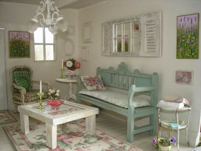 chambre-shabby-chic-fenetre-decorative-motifs-floraux