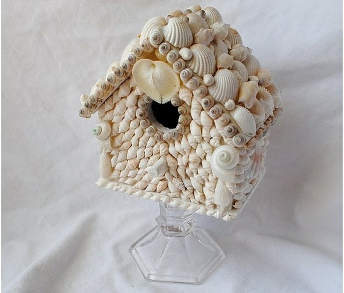 decoration-coquillage-mer-mini-maison-a-oiseaux-verre-blancheur