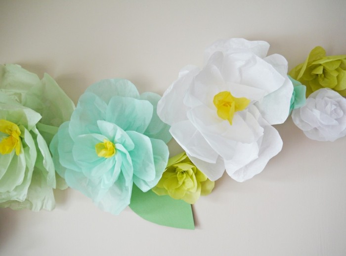 Fabriquer une fleur en papier de soie - 67 idées DIY remarquables