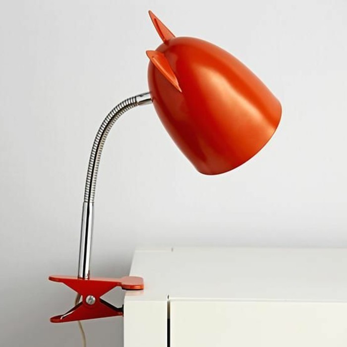 lampe-a-pince-couleur-orange-support-flexible-eclairage-pratique-2