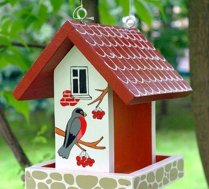 mangeoire-pour-oiseaux-dessin-denfant-toit-rouge-imitation-pierres