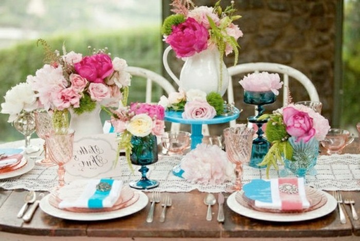 mariage-retro-chic-decoration-naturelle-en-blanc-rose-et-bleu
