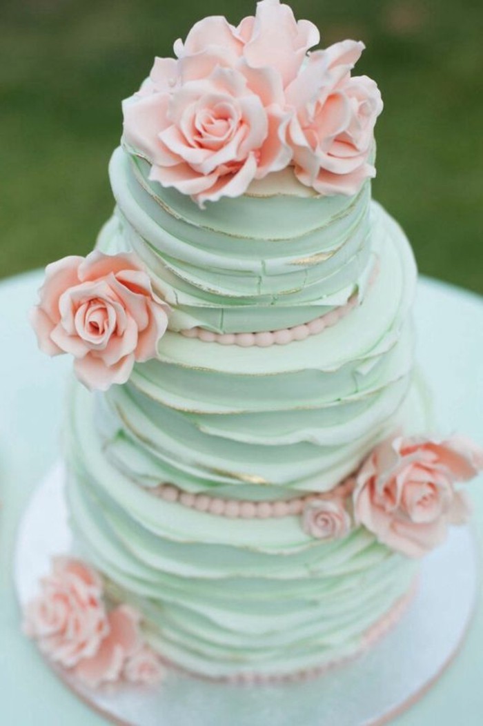 mariage-shabby-chic-tarte-vert-roses-sucrees-perles