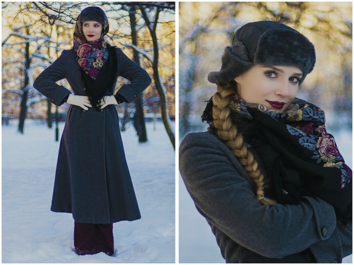 mode-hiver-long-manteau-oushanka-et-chale-en-laine-rouge-aux-levres-fonce