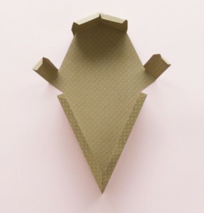 3.2.boite-origami-a-faire-soi-meme-en-forme-de-glace-idee-pinata-diy-anniversaire-en-fant-pliage