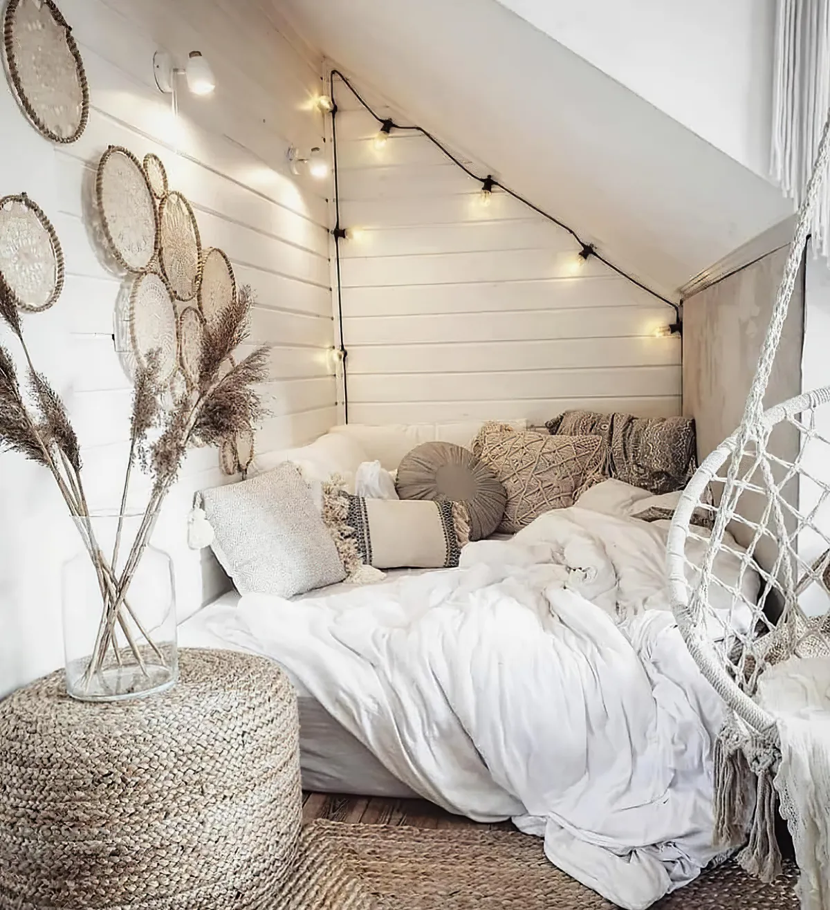 amenager une petite chambre sous comble style boho