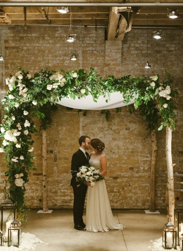arche-de-mariage-florale-décoration-intérieur-cérémonie-de-mariage