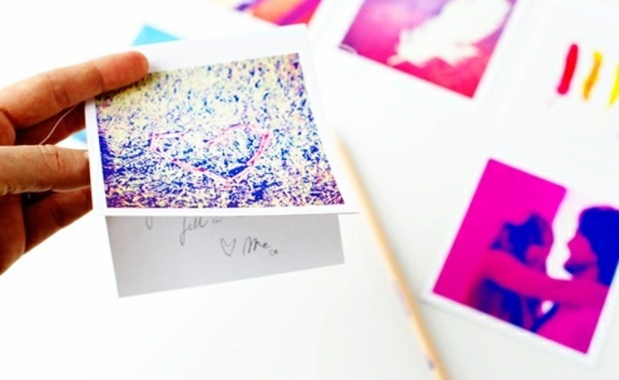 cartes-de-voeux-personnalisées-faites-de-photos-instagram-imprimées-idée-cadeau-pour-sa-meilleure-amie-a-faire-soi-meme