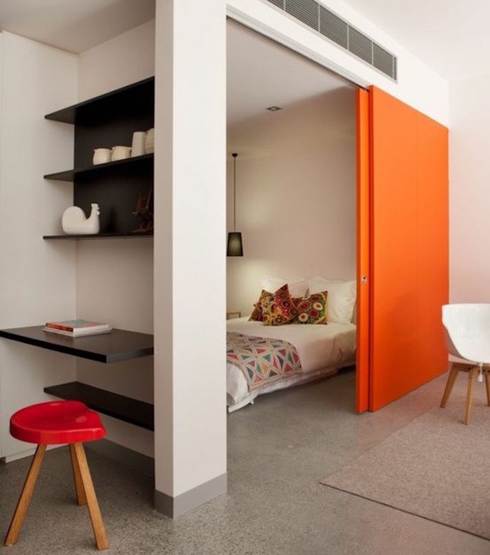 cloison-coulissante-orange-fermeture-chambre-seprateur-piece-porte-espace-nuit