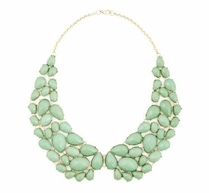 collier-imposant--collier-col-claudine-avec-pierres