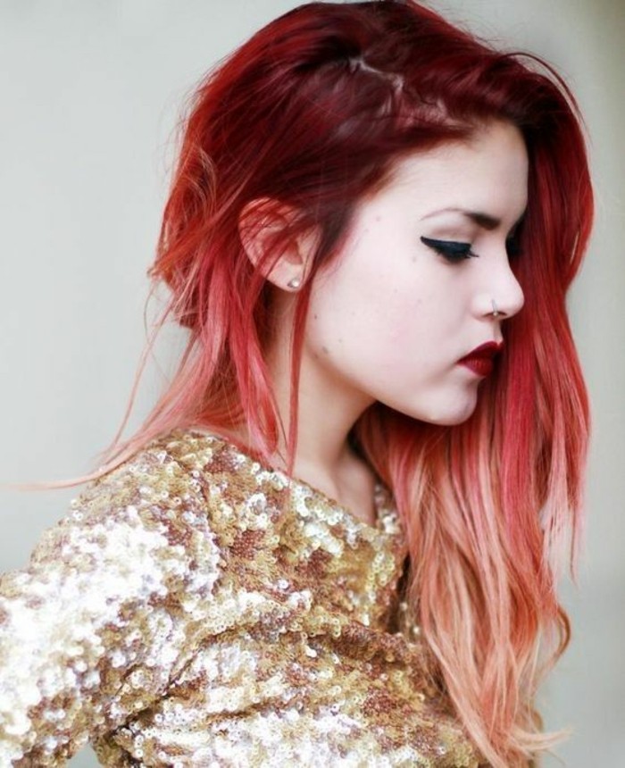 coloration-grunge-coloration-cheveux-rouge-framboise