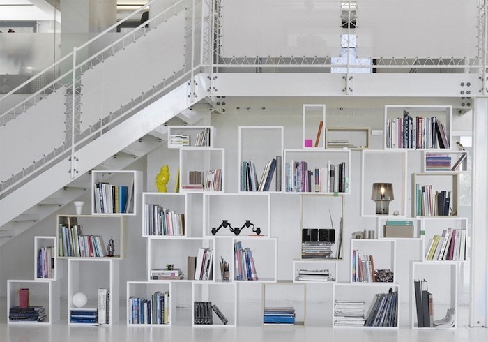 cube-mural-bois-conforama-etagere-meuble-en-escalier-etageres-escaliers-bibliotheque-rangement-cube