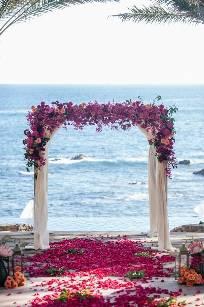 déco-de-mariage-plage-arche-florale-mariage