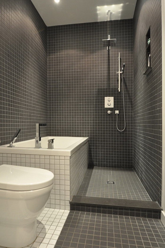 idée aménagement salle de bain micro petite salle de bain home staging mini baignoire idee exemple deco