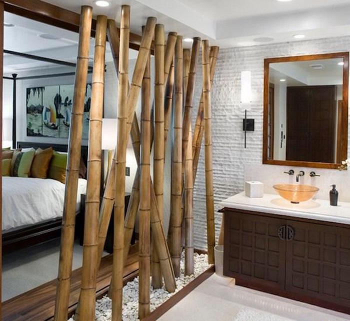 idee-separation-pieces-chambre-salle-de-bain-bambous-bamboos-pour-separer-pieces-design-original