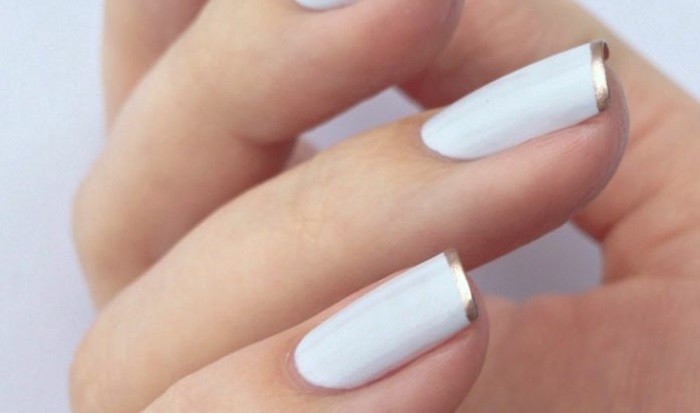 modele-ongle-manucure-simple-deco-en-effet-french-style