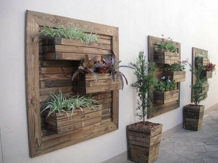 palette-mur-vegetal-comment-recycler-les-palettes-en-bois