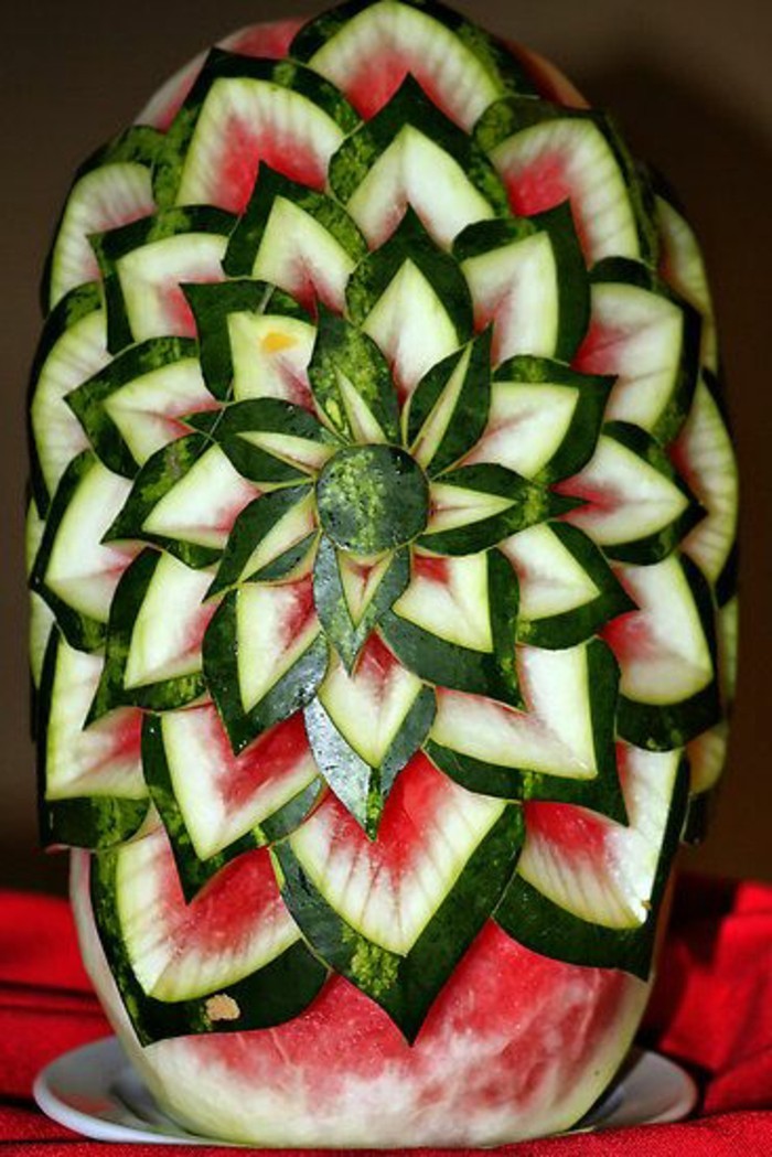 sculpture-sur-fruits-et-légumes-modeler-sur-fruits-et-légumes