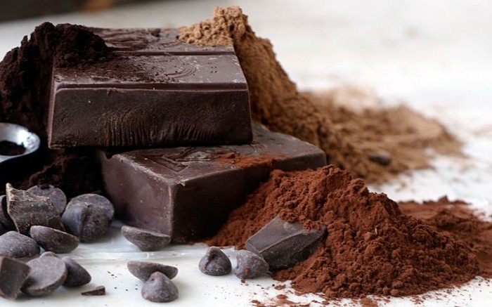chocolat noir, aliment contenant du fer et délicieux, idée que faire en cas de carence de fer, changer d alimentation