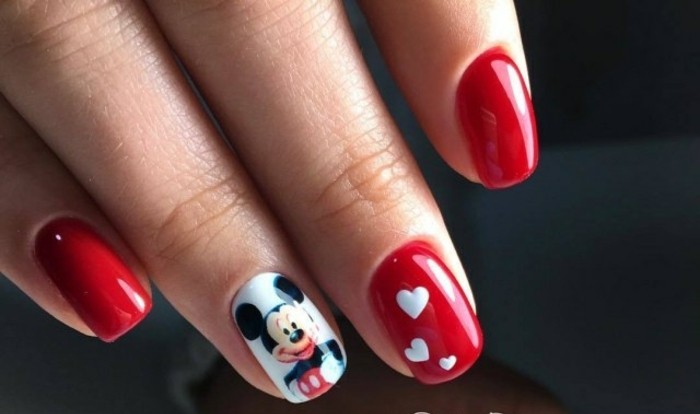 dessin-tres-facile-a-faire-vernis-rouge-base-blanche-deco-mickey-mouse