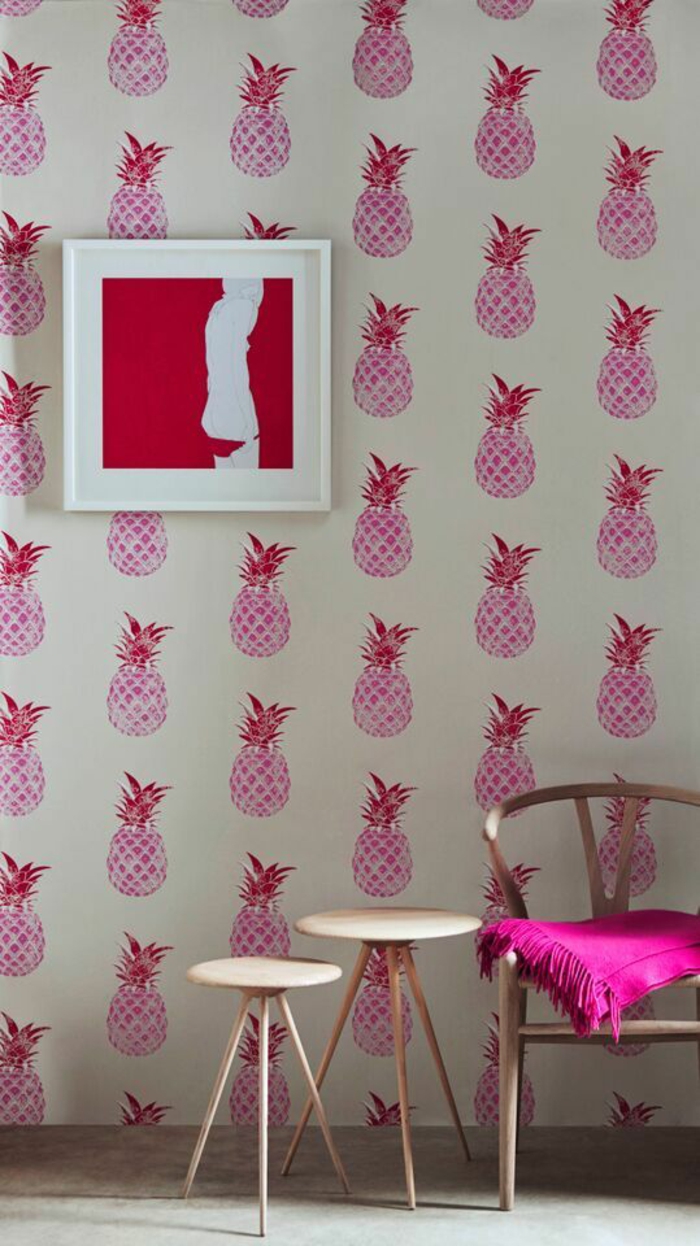 intérieur-girly-tendance-papier-peint-exotique-ananas