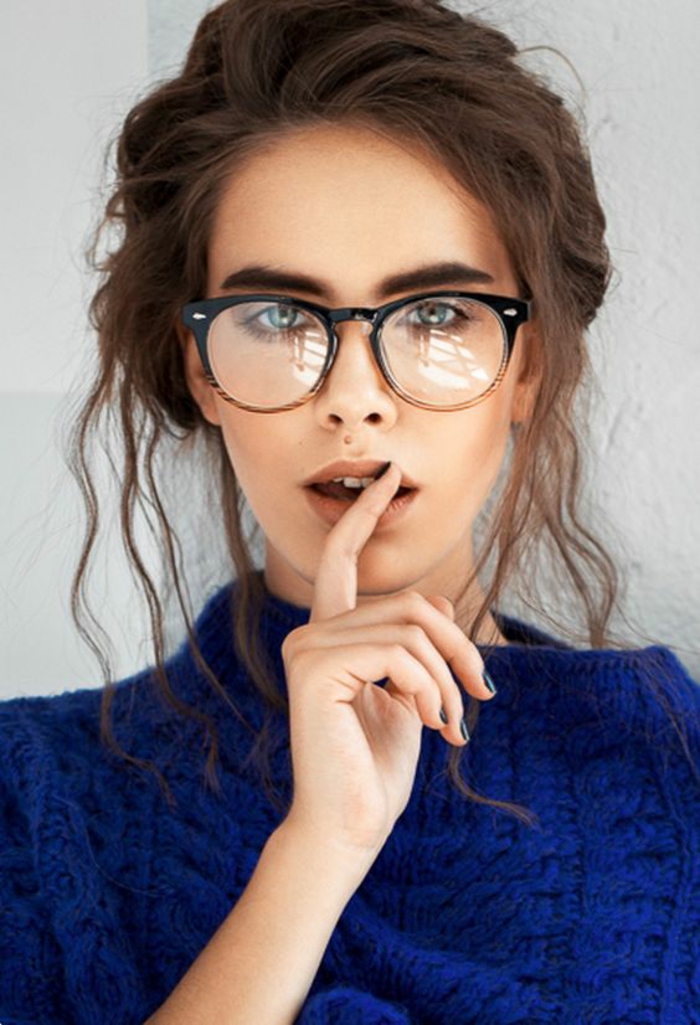 lunettes-de-vue-femme-beauté-modèle-ultra-tendance