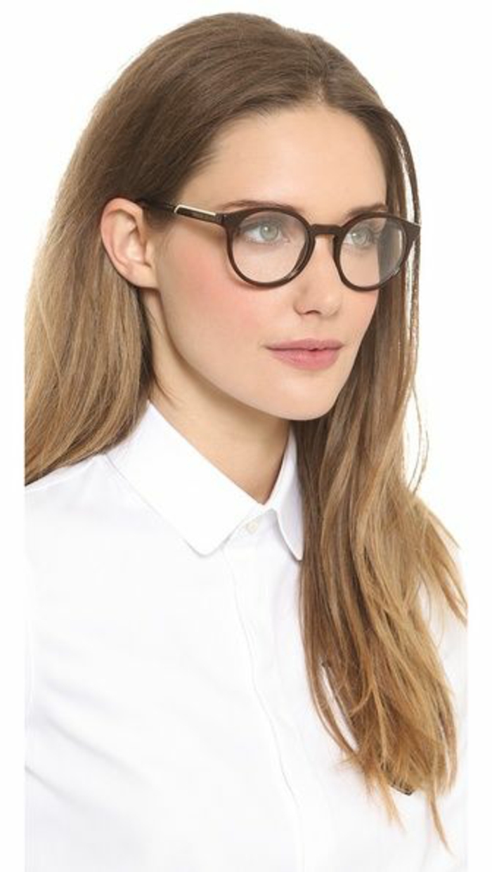 modele-lunette-de-vue-femme-élégance