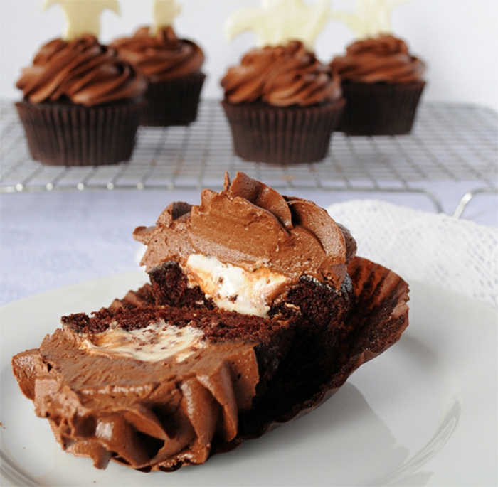 muffins-chocolat-et-marshmallows-recette-creme-douce-base-chocolat-café