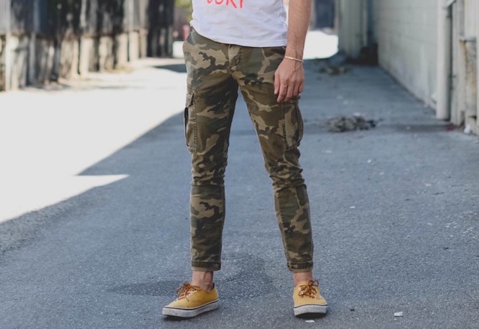 pantalon cargo homme camouflage kaki slim poches