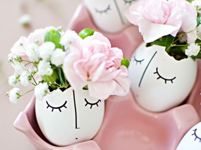 petit-bouquet-de-fleurs-dans-une-coquille-d-oeuf-idée-activité-manuelle-printemps-pour-enfants-et-adultes-bricolage-de-printemps-paques