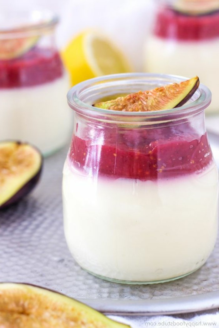 La panna cotta facile la crème cuite au goût léger et doux