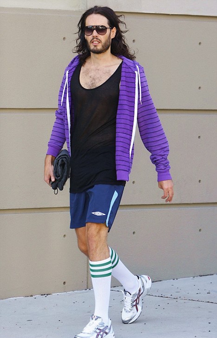 tenue sport hipster avec chaussettes longues style knee socks