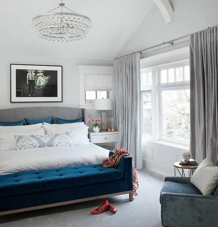 une-lit-superbe-idées-déco-chambre-deco-bleu-et-jaune-lit-avec-canapé