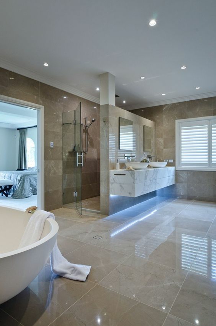 Comment agencer une salle de bain géant marbre