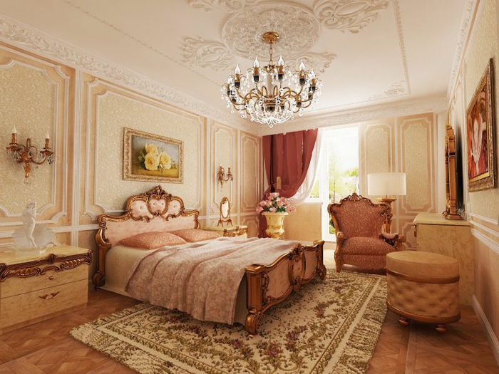 deco baroque, plafond avec déco en plâtre, lustre en cristaux, papier peint jaune, lit baroque