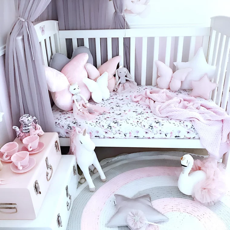 chambre bebe gris et rose