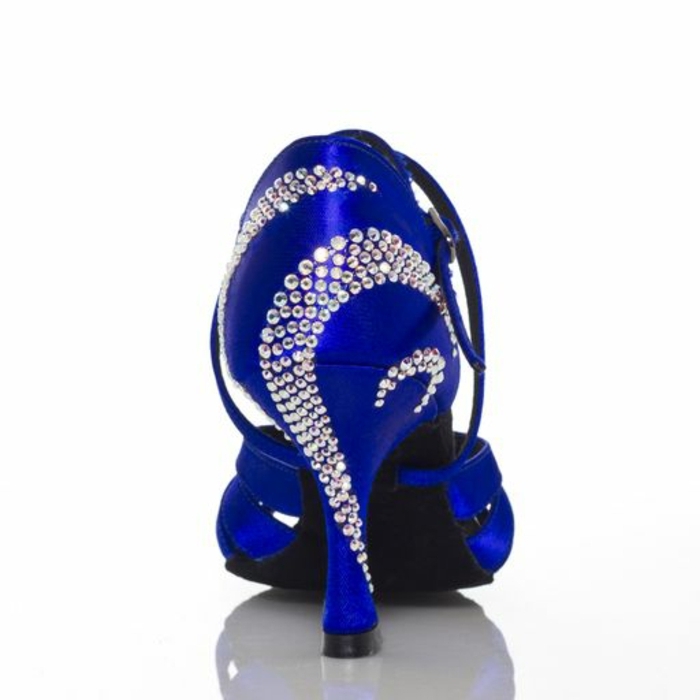 chaussures de danse en bleu éléctrique aux pierres Swarowski effet spirale sur le talon