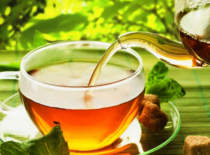 les bienfaits du thé vert, matcha, coupe faim puissant, boisson tonifinat, caféine, comment augmenter son métabolisme, astuce bien être