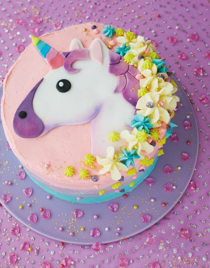 déco gâteau licorne idée gâteau image gâteau anniversaire corne