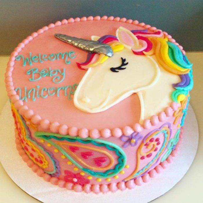 gâteau anniversaire thématique licorne ma licorne magique rose 