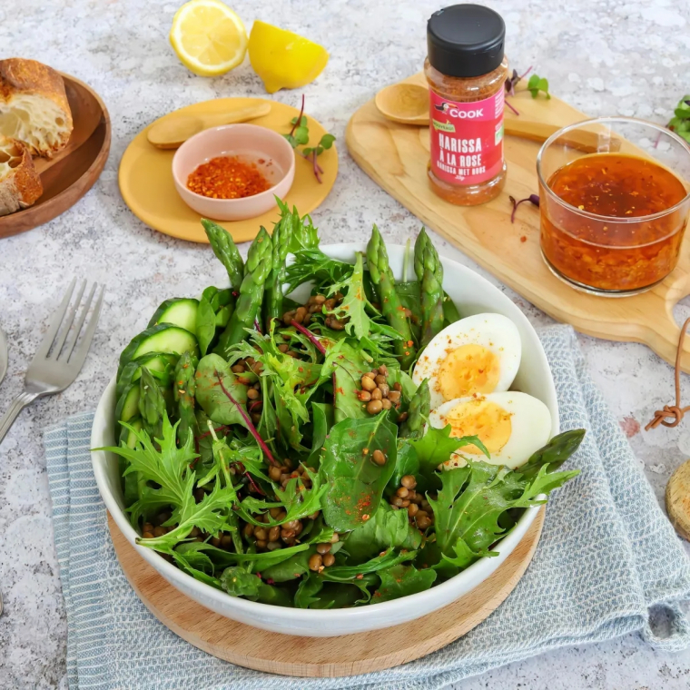 vinaigrette piquante roquette salade verte oeuf concombre