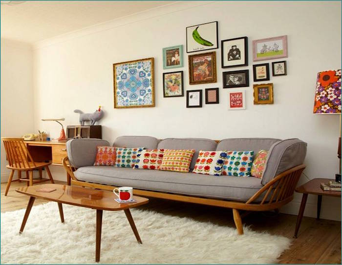 modèle de décoration de salon avec meubles retros