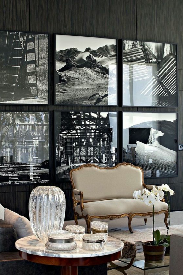 art nouveau art déco, sofa baroque, cadre doré, photographies en noir et blanc, 